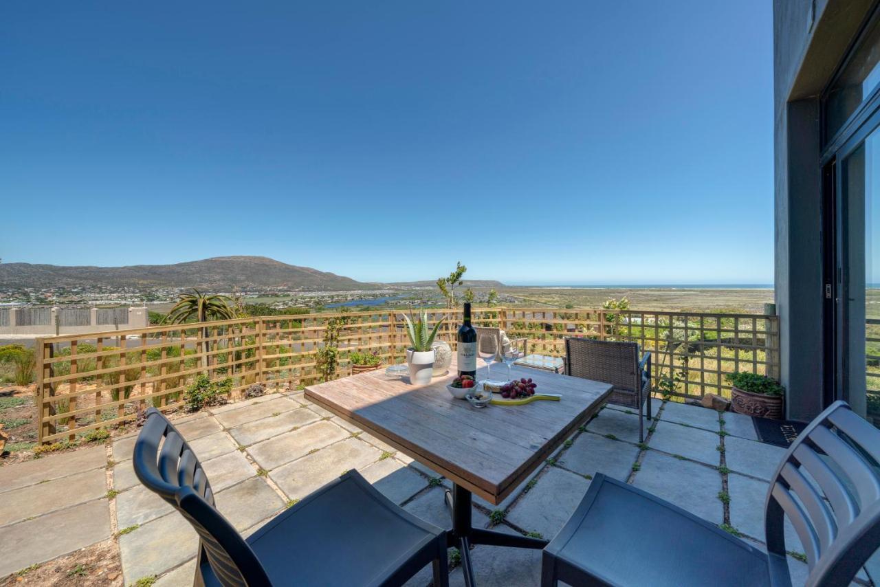 365 Sunset Self Catering Apartments Noordhoek Exterior photo